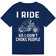 Lade das Bild in den Galerie-Viewer, Motorbike Lovers Tee – Cool Graphic Print