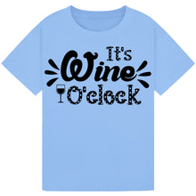 Lade das Bild in den Galerie-Viewer, It’s Wine O’Clock T-Shirt – Perfect for Wine Time Enthusiasts