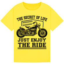 Lade das Bild in den Galerie-Viewer, Motorcycle Print T-Shirt – Casual & Trendy Wear