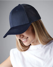 Load image into Gallery viewer, Urbanwear Trucker
