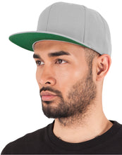 Load image into Gallery viewer, Classic Snapback Cap
