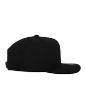 Load image into Gallery viewer, Classic Snapback Cap
