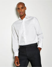Load image into Gallery viewer, Classic Fit L/Sleeve Oxford Shirt
