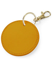 Lade das Bild in den Galerie-Viewer, Boutique Circular Key Clip
