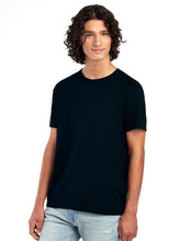 Lade das Bild in den Galerie-Viewer, Essential Cotton T
