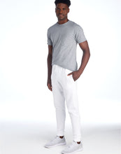Lade das Bild in den Galerie-Viewer, NuBlend® Pocketed Jog Sweatpant
