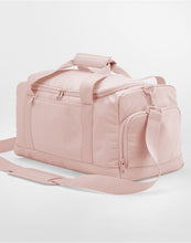 Load image into Gallery viewer, Small Training Holdall
