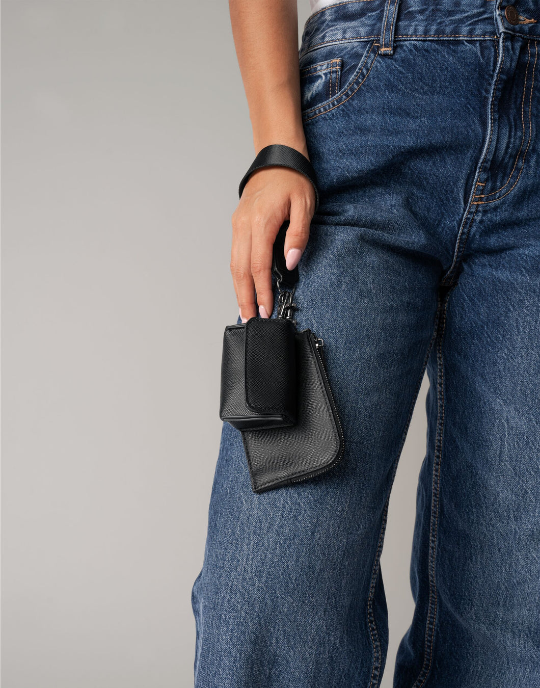 Boutique Pouch Wristlet