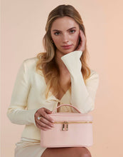 Load image into Gallery viewer, Boutique Vanity Case
