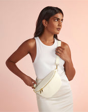 Load image into Gallery viewer, Boutique Waist Bag 

