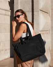 Load image into Gallery viewer, Simplicity Tote
