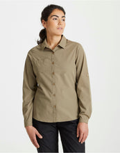Load image into Gallery viewer, Women&#39;s Kiwi Long Sleeved Shirt
