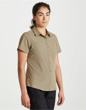 Lade das Bild in den Galerie-Viewer, Womens Kiwi Short Sleeve Shirt
