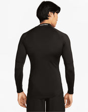 Load image into Gallery viewer, Men&#39;s Dri-FIT Fitness Long Sleeve
