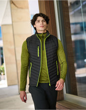 Load image into Gallery viewer, Men&#39;s Navigate Hybrid Bodywarmer
