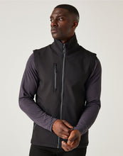 Load image into Gallery viewer, Navigate 2L Softshell Bodywarmer
