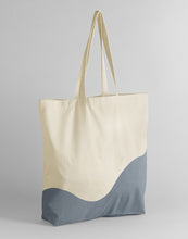Load image into Gallery viewer, Wave Print Maxi Tote
