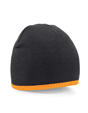 Load image into Gallery viewer, Two-Tone Pull On Beanie

