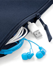 Load image into Gallery viewer, Grab Pouch
