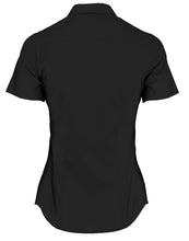 Lade das Bild in den Galerie-Viewer, Tailored Fit Short Sleeve Poplin Shirt
