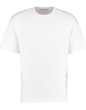 Lade das Bild in den Galerie-Viewer, Classic Fit Hunky® T-Shirt

